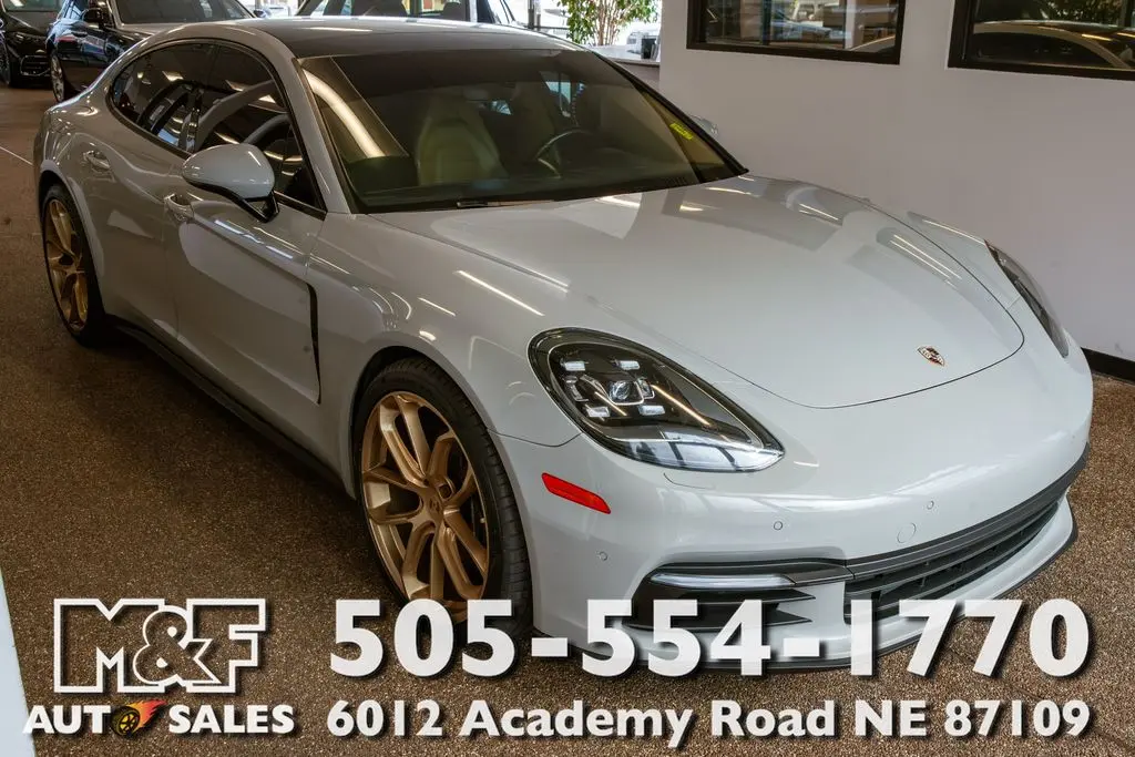 2018 Porsche Panamera
