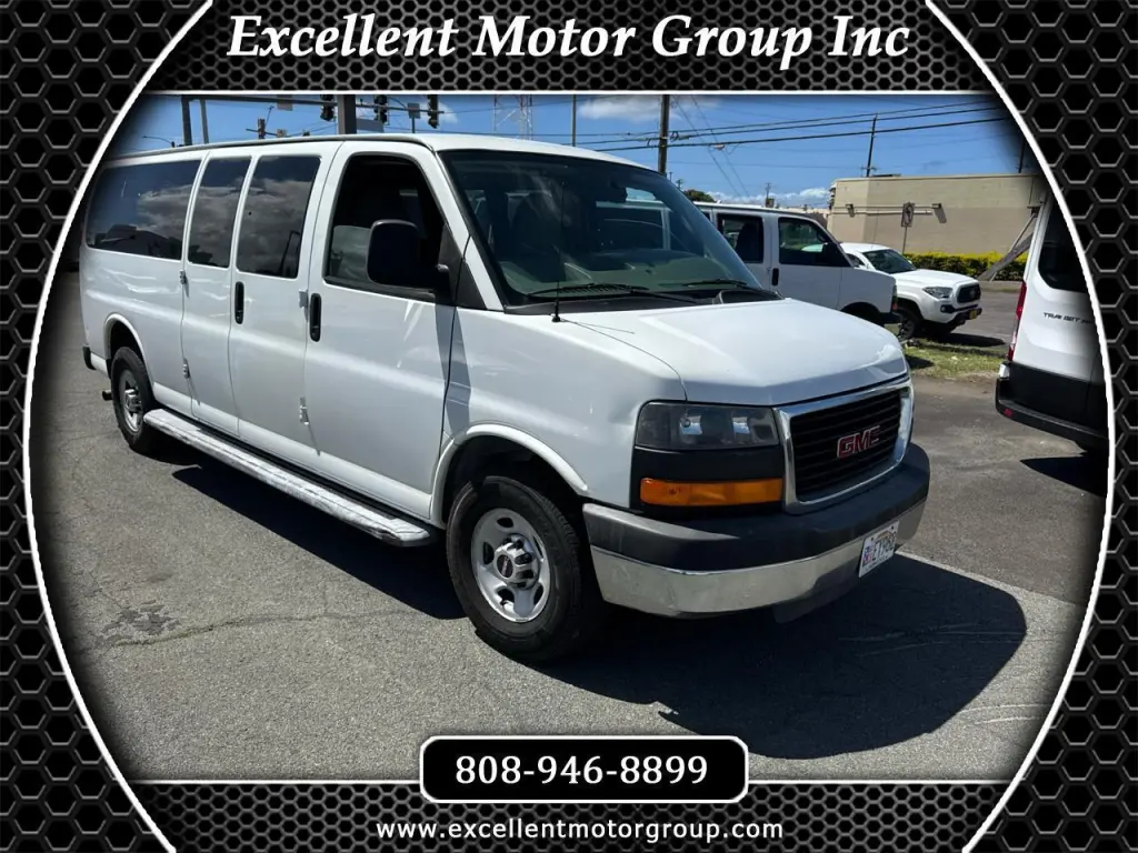 2015 GMC Savana Passenger