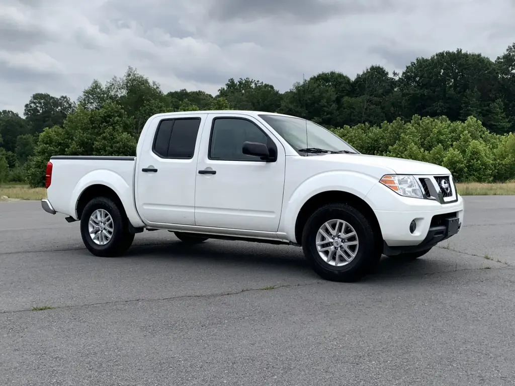 2019 NISSAN FRONTIER S