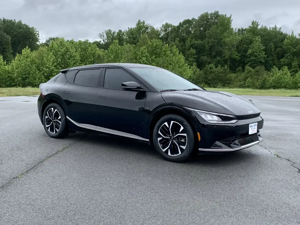 2022 KIA EV6 LIGHT