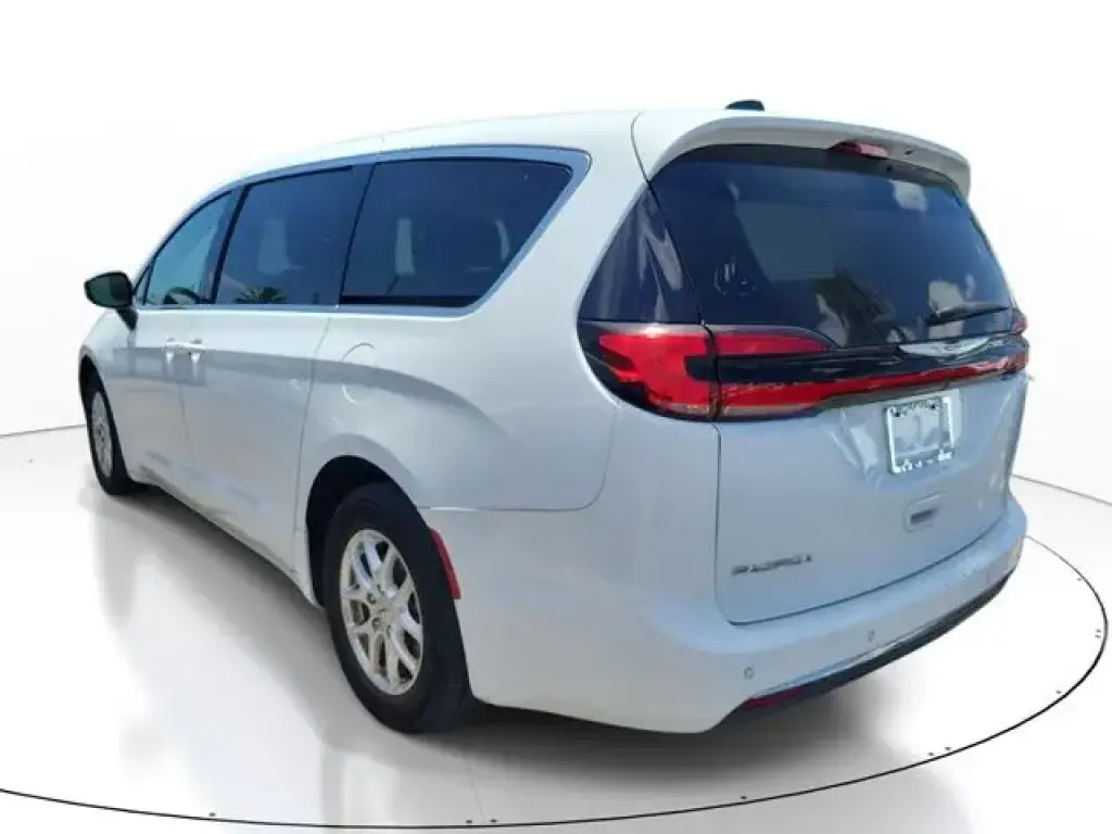 Chrysler Pacifica 2023 Touring L 4dr Mini-Van