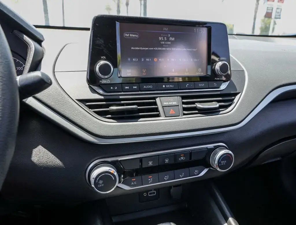 Nissan Altima 2024 2.5 S 4dr Sedan