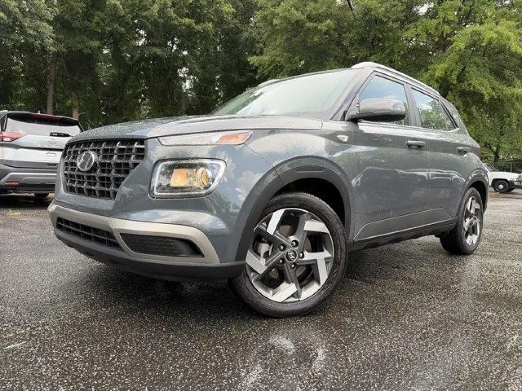 Hyundai VENUE 2026 SEL 4dr Crossover