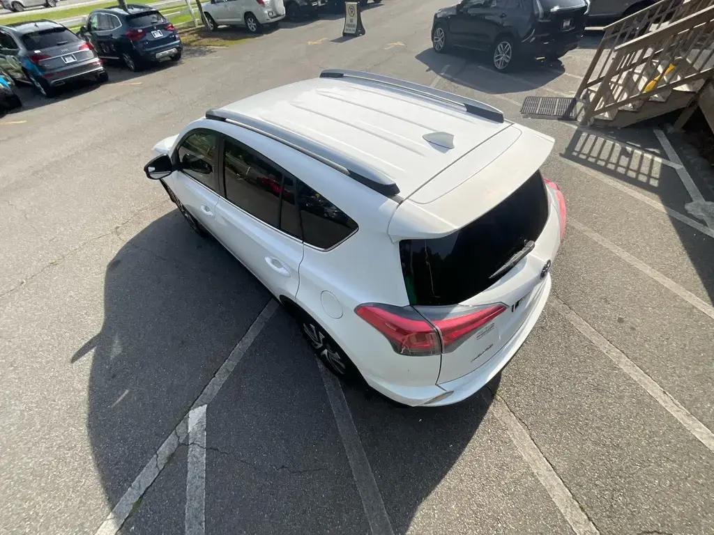 Toyota RAV4 2017 LE 4dr SUV