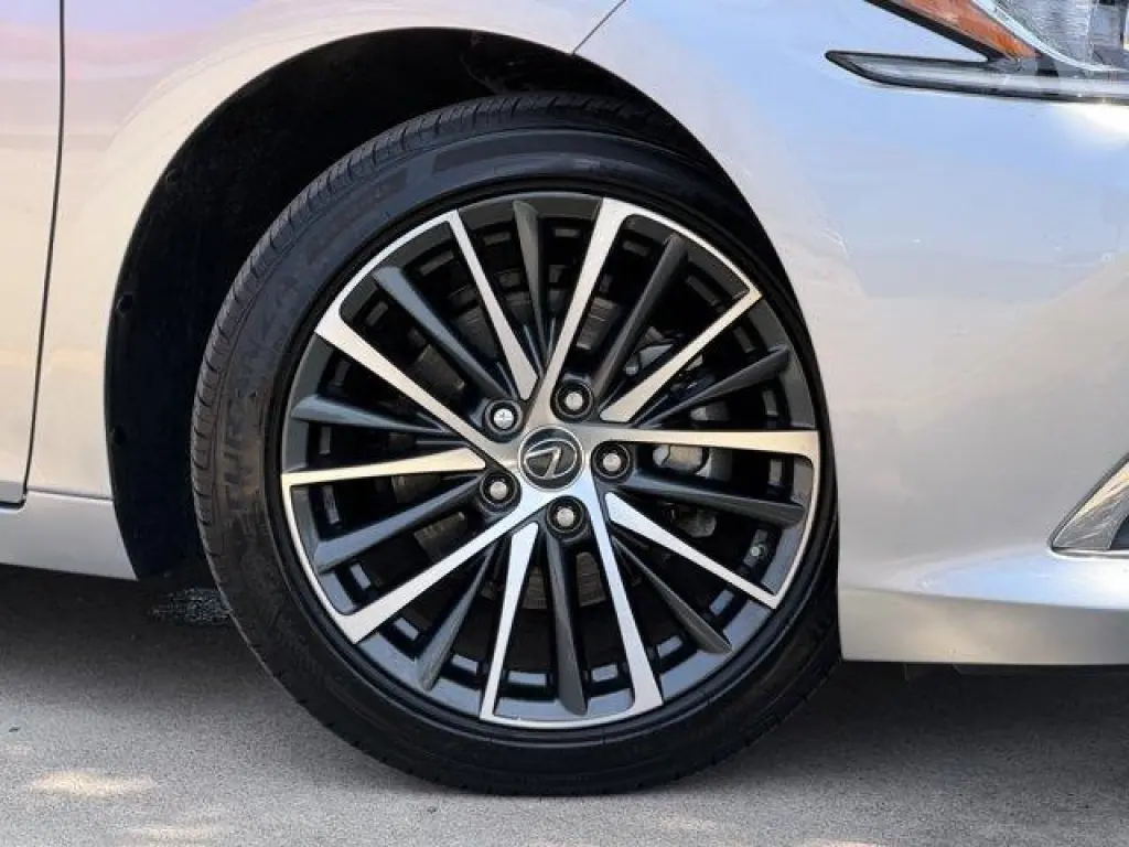 Lexus ES 350 2023 4dr Sedan