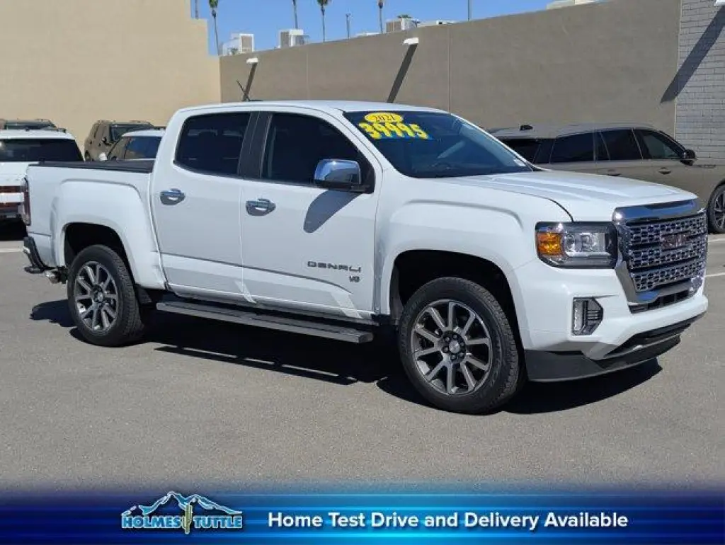 GMC Canyon 2021 4x4 Denali 4dr Crew Cab 5 ft. SB