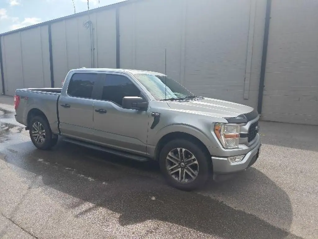 Ford F-150 2021 4x2 XL 4dr SuperCrew 5.5 ft. SB