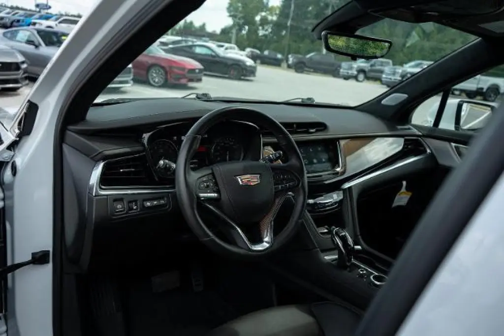 Cadillac XT6 2024 4x4 Premium Luxury 4dr SUV