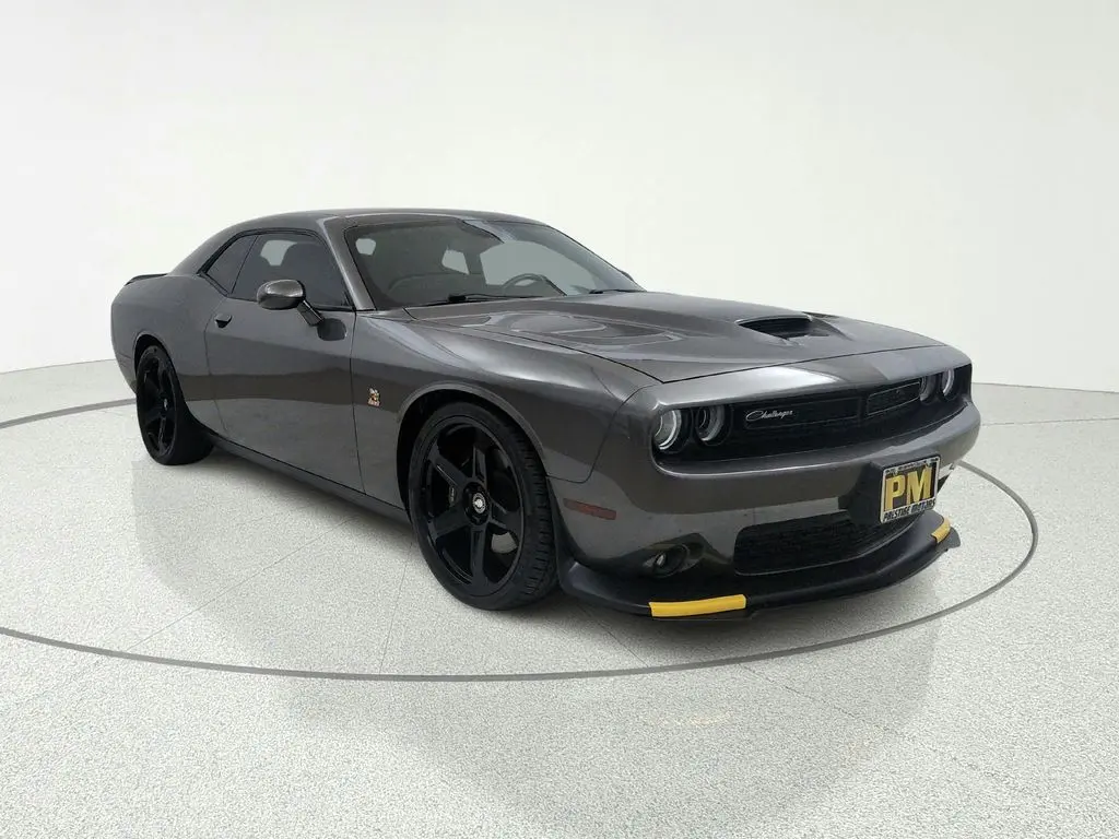 2022 Dodge Challenger