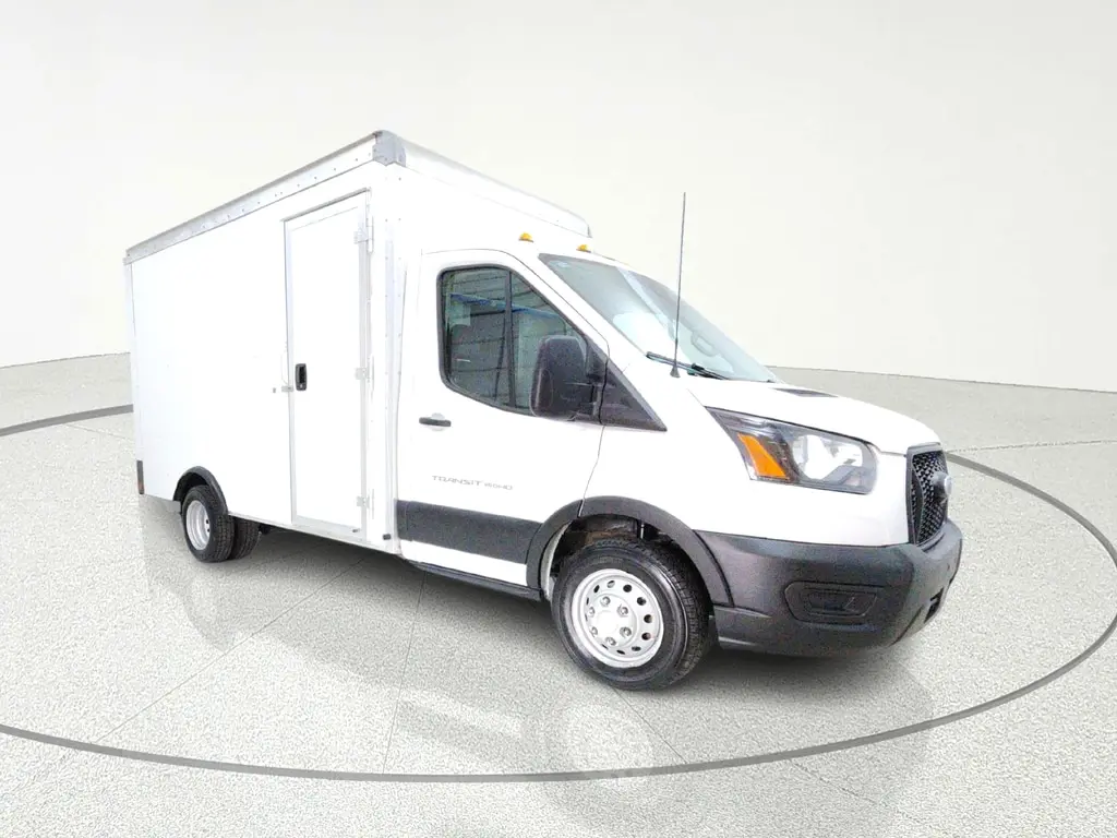 2023 Ford Transit-350 Cutaway