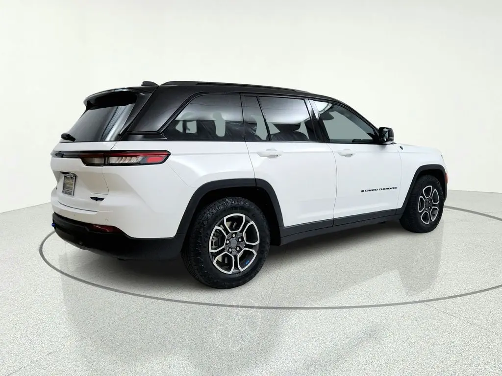 2022 Jeep Grand Cherokee 4xe