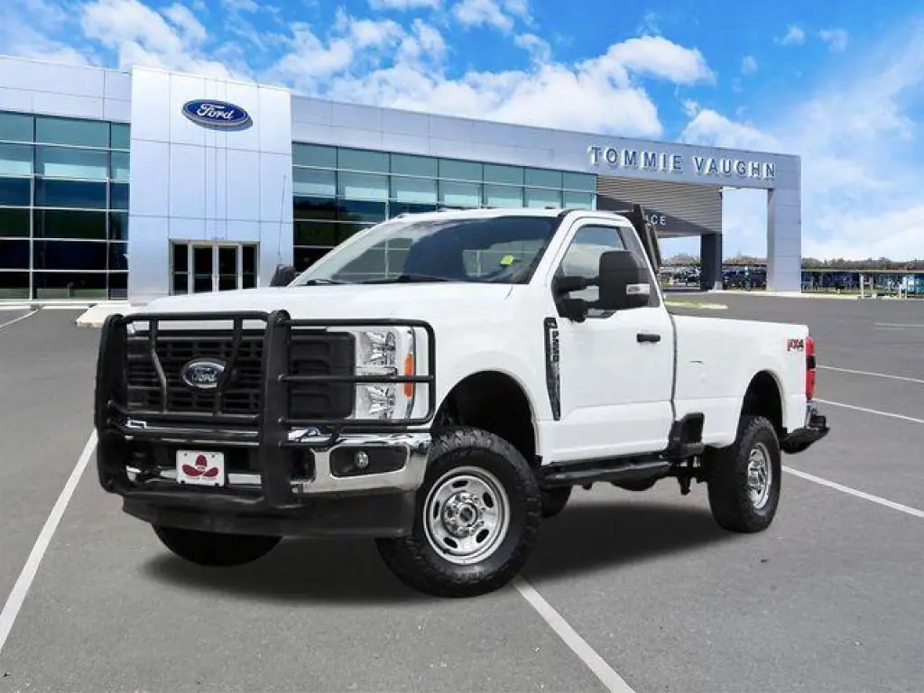 Ford F-250 Super Duty 2023 4x4 XL 2dr Regular Cab 8 ft. LB Pickup