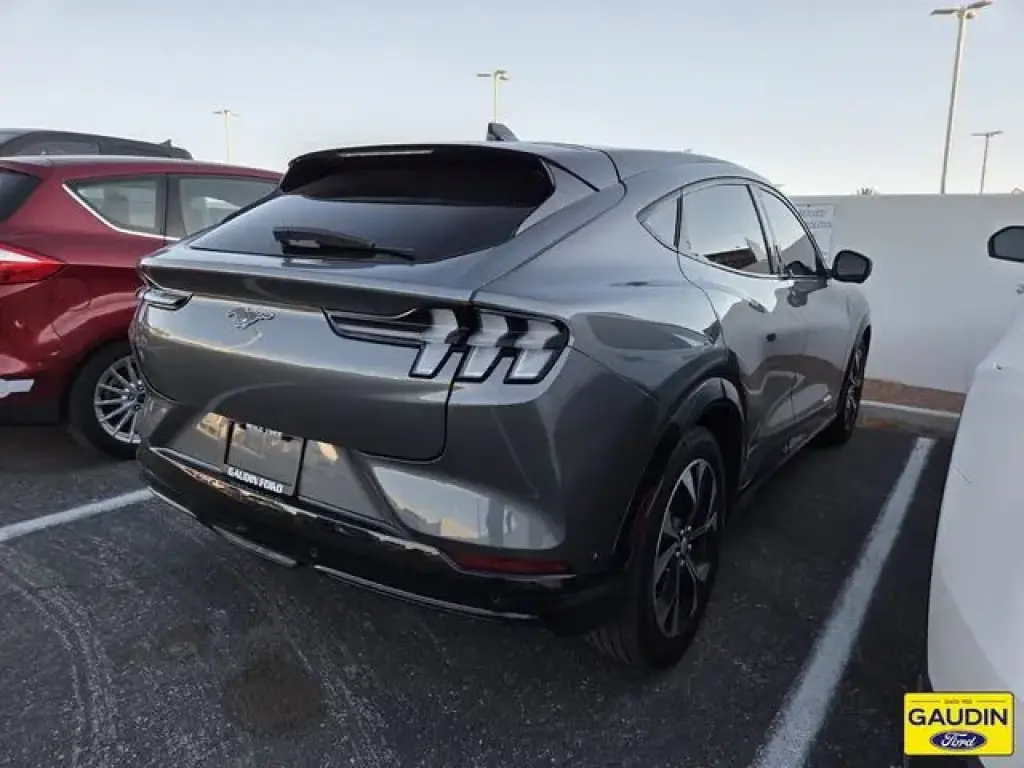 Ford Mustang Mach-E 2023 AWD Premium 4dr SUV