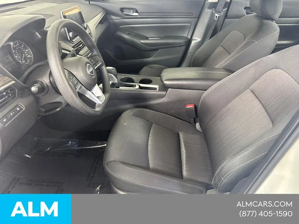 Nissan Altima 2025 2.5 SV 4dr Sedan
