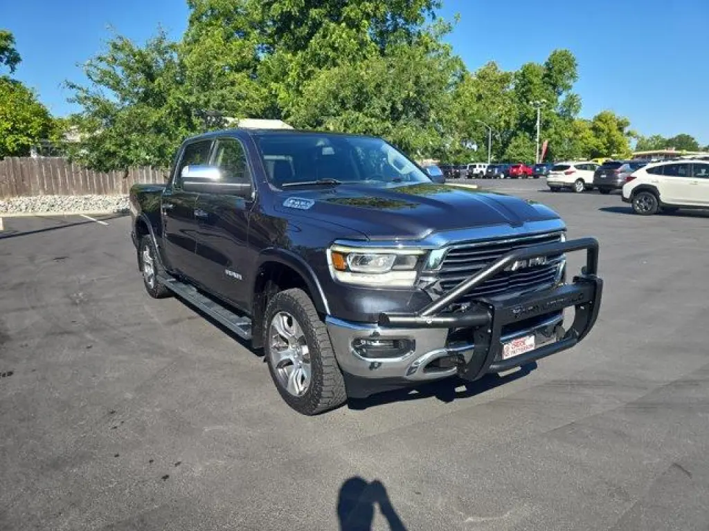 Ram 1500 2020 4x4 Laramie 4dr Crew Cab 5.6 ft. SB Pickup