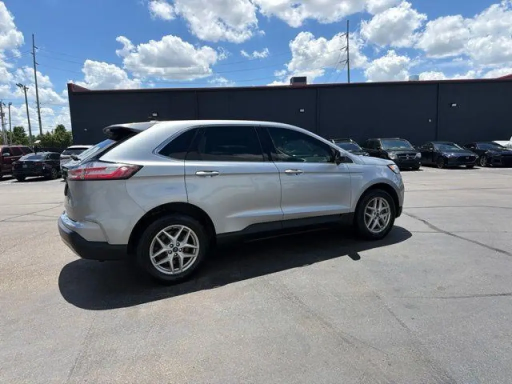 Ford Edge 2022 AWD SEL 4dr Crossover