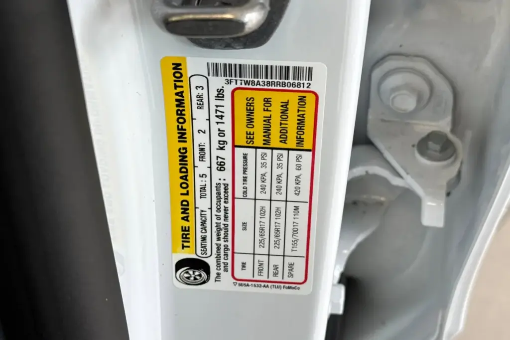 Ford Maverick 2024 XL 4dr SuperCrew 4.5 ft. SB