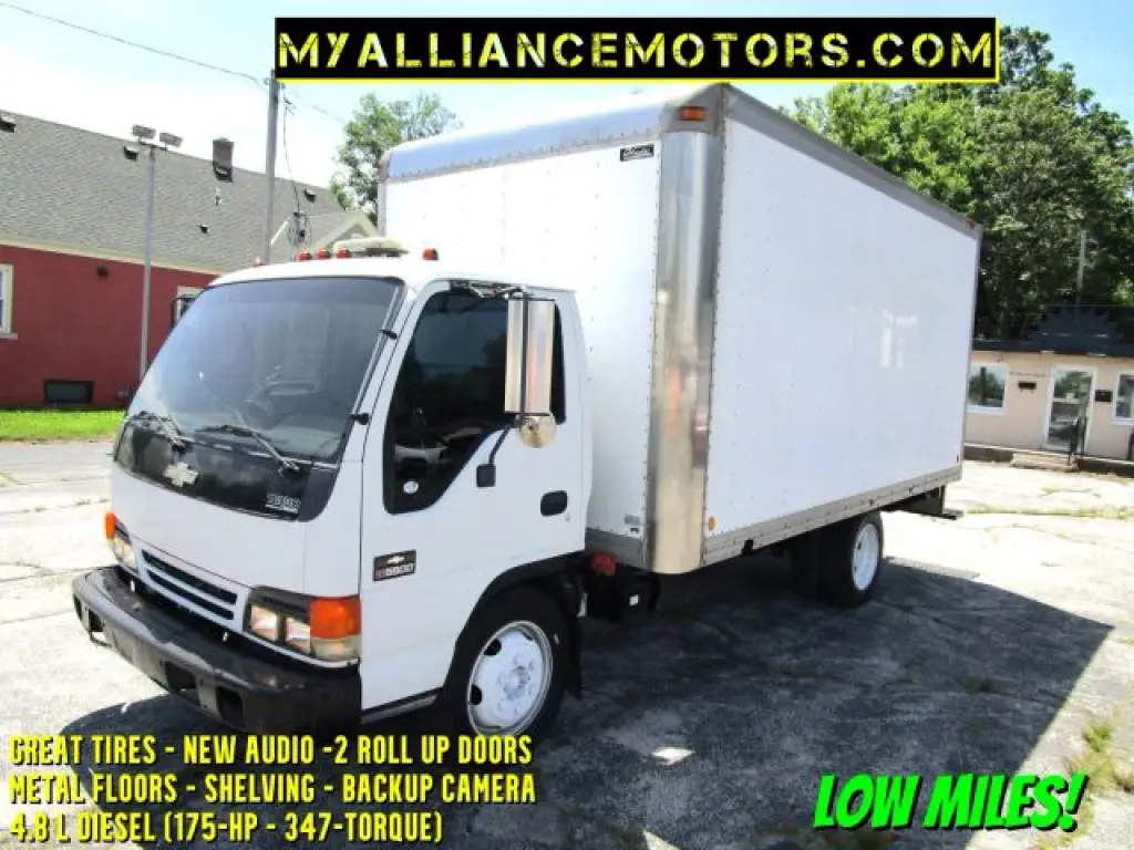 2002 CHEVROLET COMM W5500