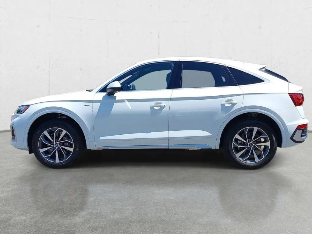 Audi Q5 Sportback 2023 AWD quattro S line Premium Plus 45 TFSI 4dr Sportback