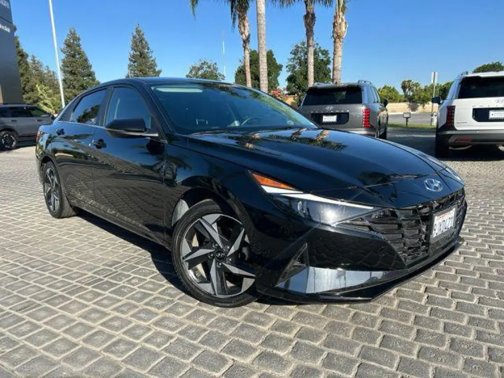 Hyundai ELANTRA Hybrid 2023 Limited 4dr Sedan