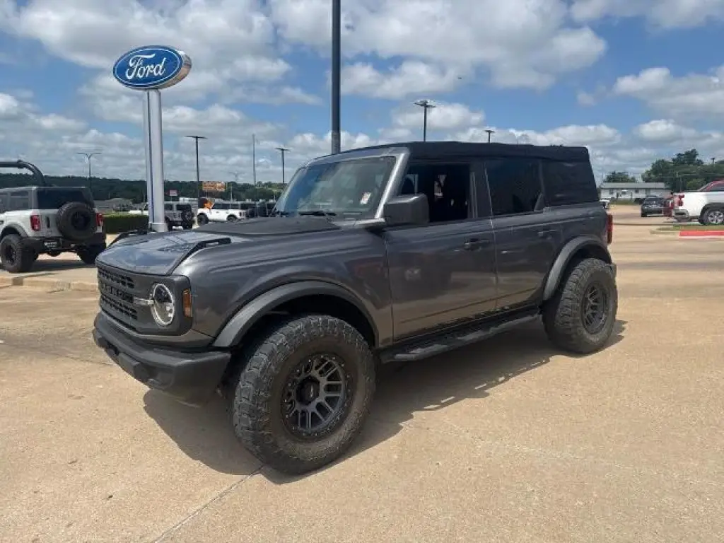 Ford Bronco 2022 4x4 Base 4dr SUV