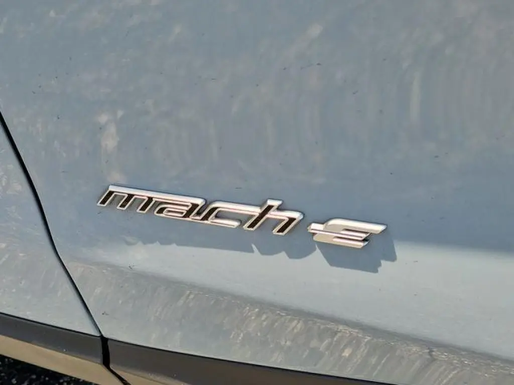Ford Mustang Mach-E 2024 Select 4dr SUV