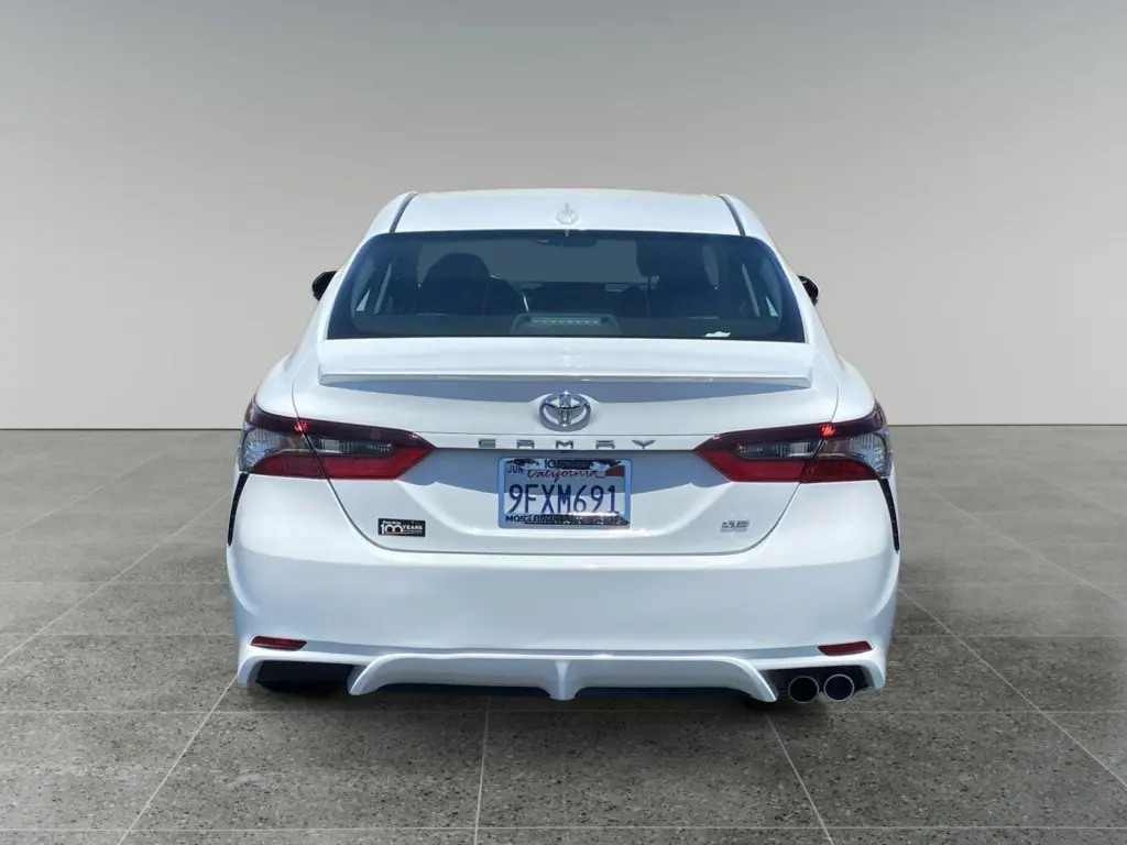 Toyota Camry 2023
