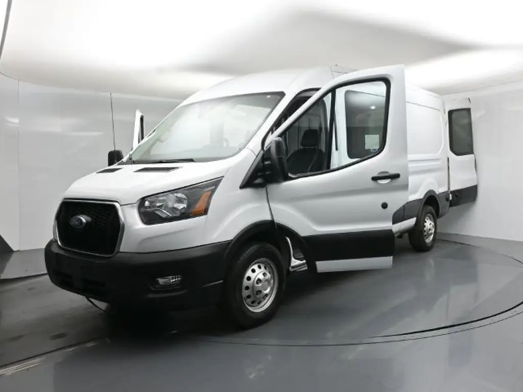Ford Transit 2023 250 3dr SWB Medium Roof Crew Van