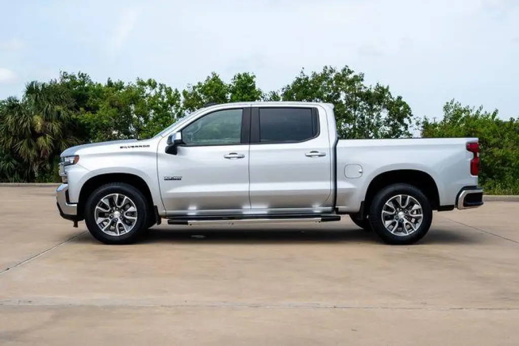 Chevrolet Silverado 1500 Limited 2022 4x2 LT 4dr Crew Cab 5.8 ft. SB