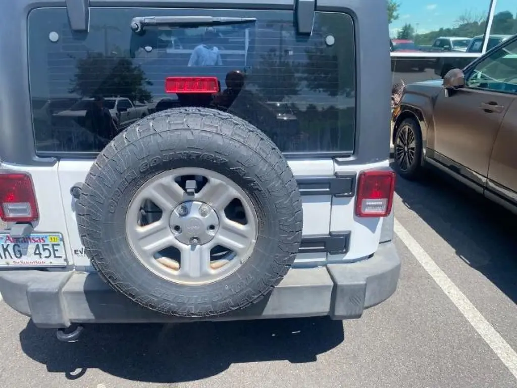Jeep Wrangler 2017 4x4 Sport 2dr SUV