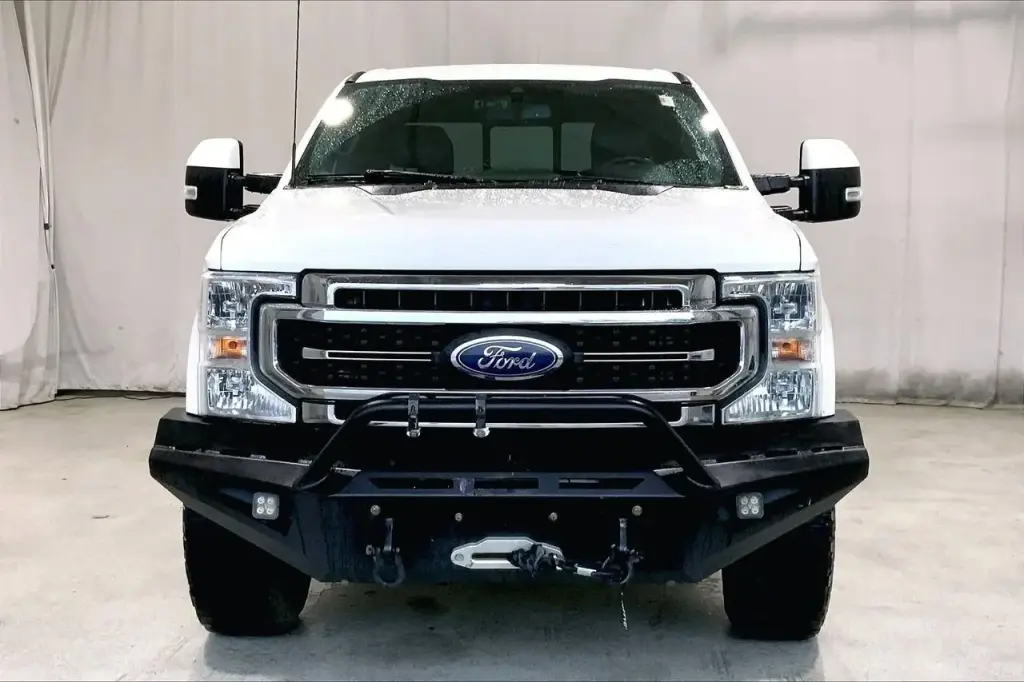 Ford F-250 Super Duty 2022 4x4 King Ranch 4dr Crew Cab 6.8 ft. SB Pickup