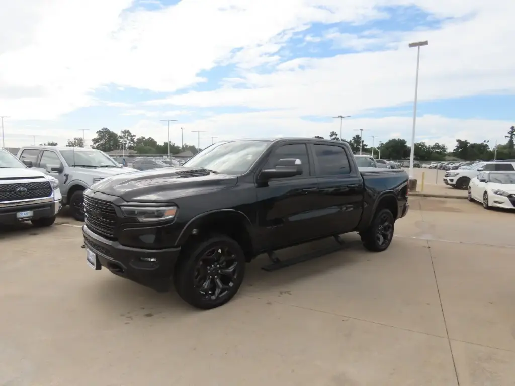 Ram 1500 2021 4x2 Limited 4dr Crew Cab 5.6 ft. SB Pickup