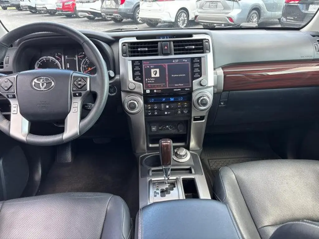 Toyota 4Runner 2020 4x4 SR5 4dr SUV