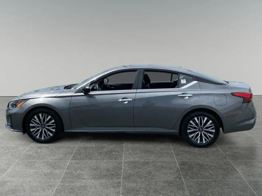 Nissan Altima 2025 2.5 SV 4dr Sedan