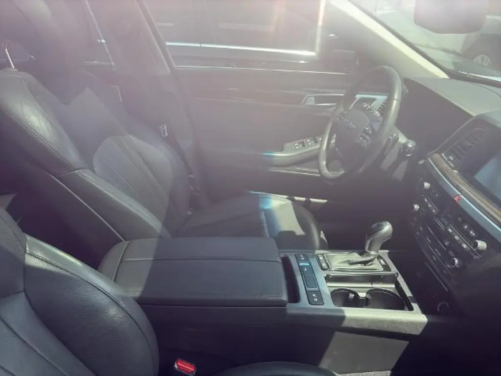Genesis G80 2017 3.8 4dr Sedan