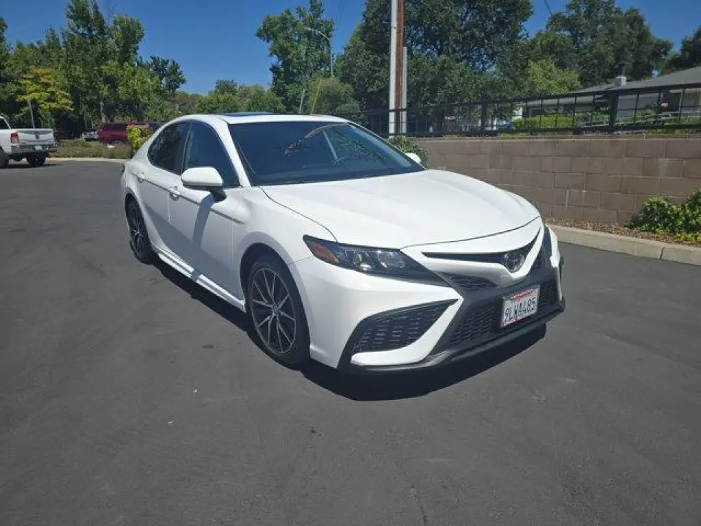 Toyota Camry 2024 SE 4dr Sedan