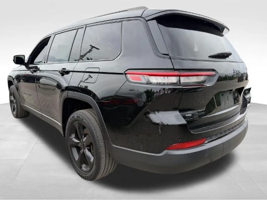 Jeep Grand Cherokee L 2022 4x4 Laredo 4dr SUV