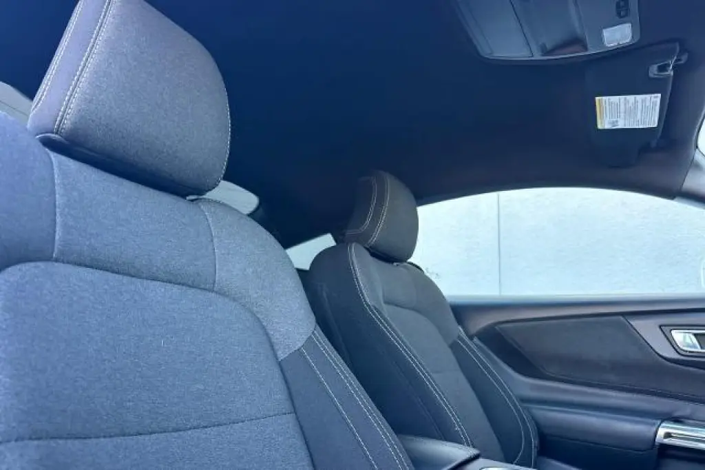 Ford Mustang 2024 EcoBoost Premium 2dr Fastback