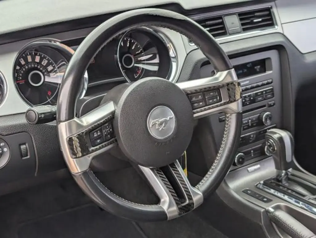 Ford Mustang 2014 V6 2dr Fastback