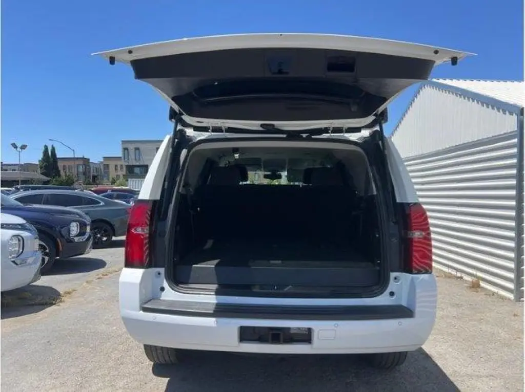Chevrolet Tahoe 2018 4x4 LS 4dr SUV