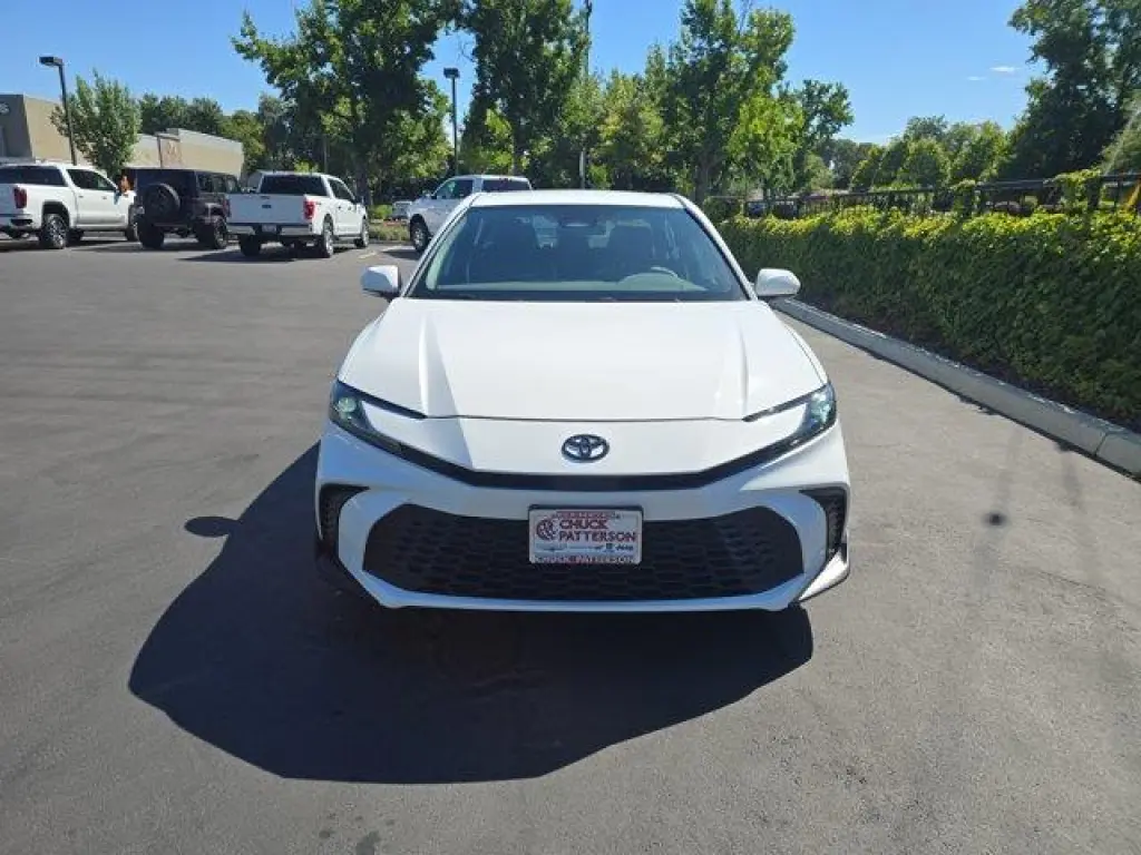 Toyota Camry 2026 SE 4dr Sedan