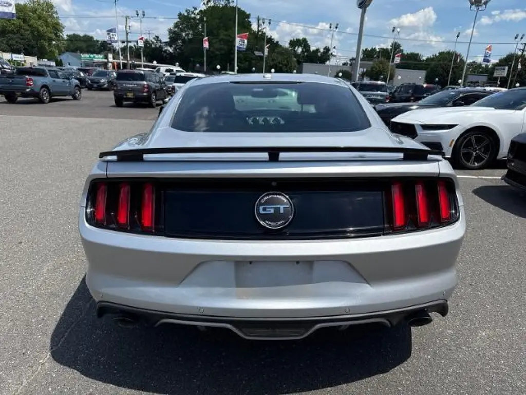 Ford Mustang 2016 GT 2dr Fastback