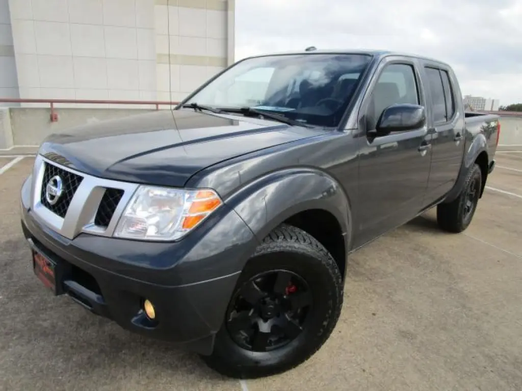 2013 NISSAN FRONTIER CREW CAB