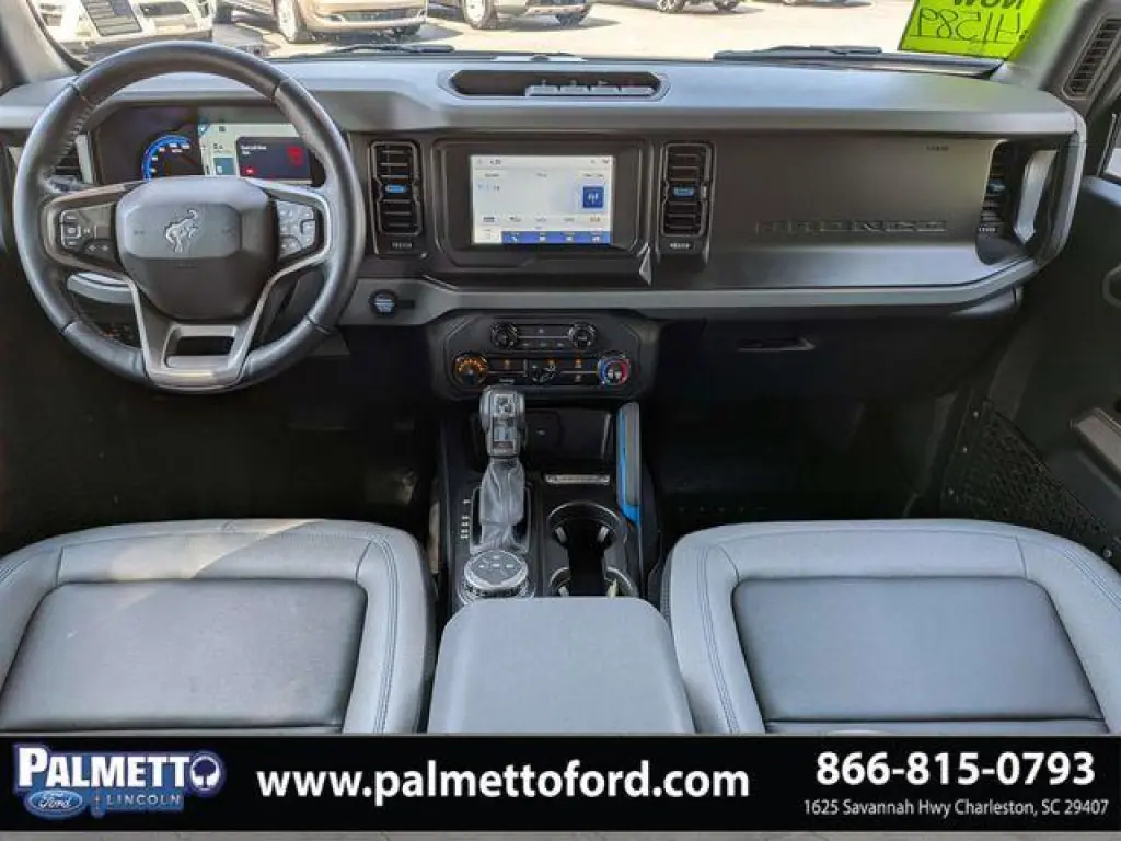 Ford Bronco 2023 4x4 Black Diamond 4dr SUV