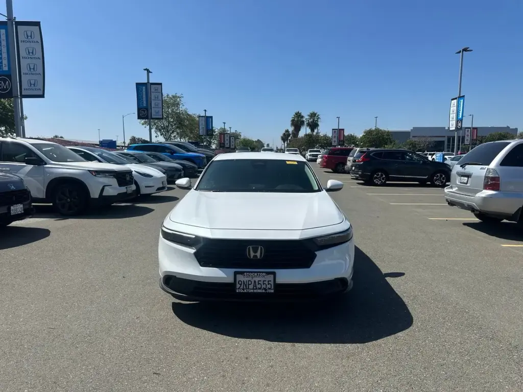 Honda Accord 2024 LX 4dr Sedan