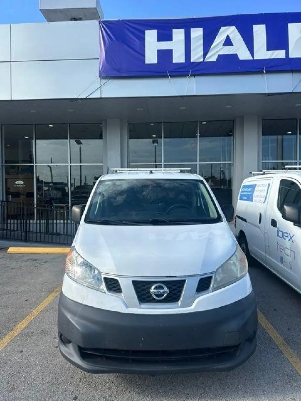 Nissan NV200 2015 S 4dr Cargo Mini-Van