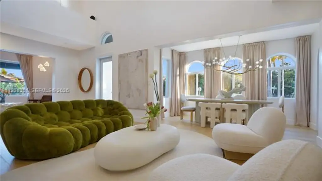 Propiedad en alquiler con 4 habitaciones y 4 baños en Miami