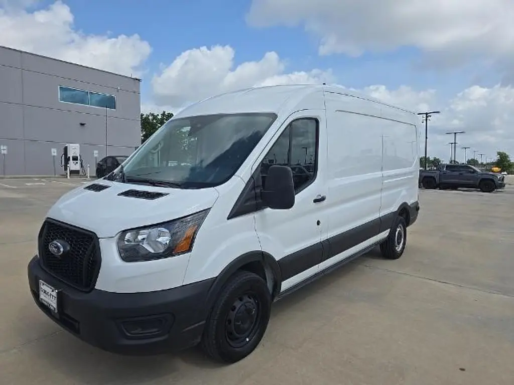 Ford Transit 2024 250 3dr LWB Medium Roof Cargo Van