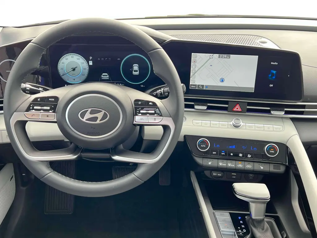 Hyundai ELANTRA 2024 Limited 4dr Sedan