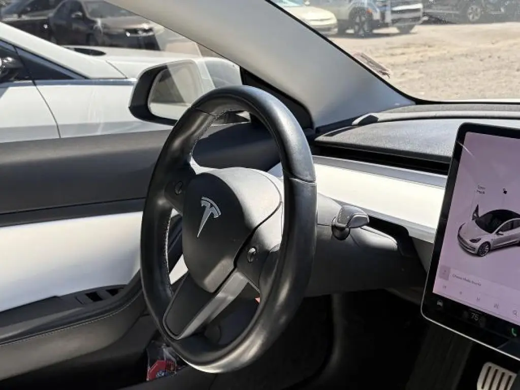 Tesla Model 3 2018 AWD Performance 4dr Fastback